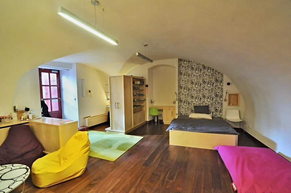 פראג Apartment Trziste