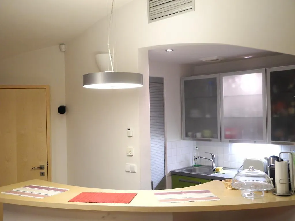 פראג Apartment Trziste